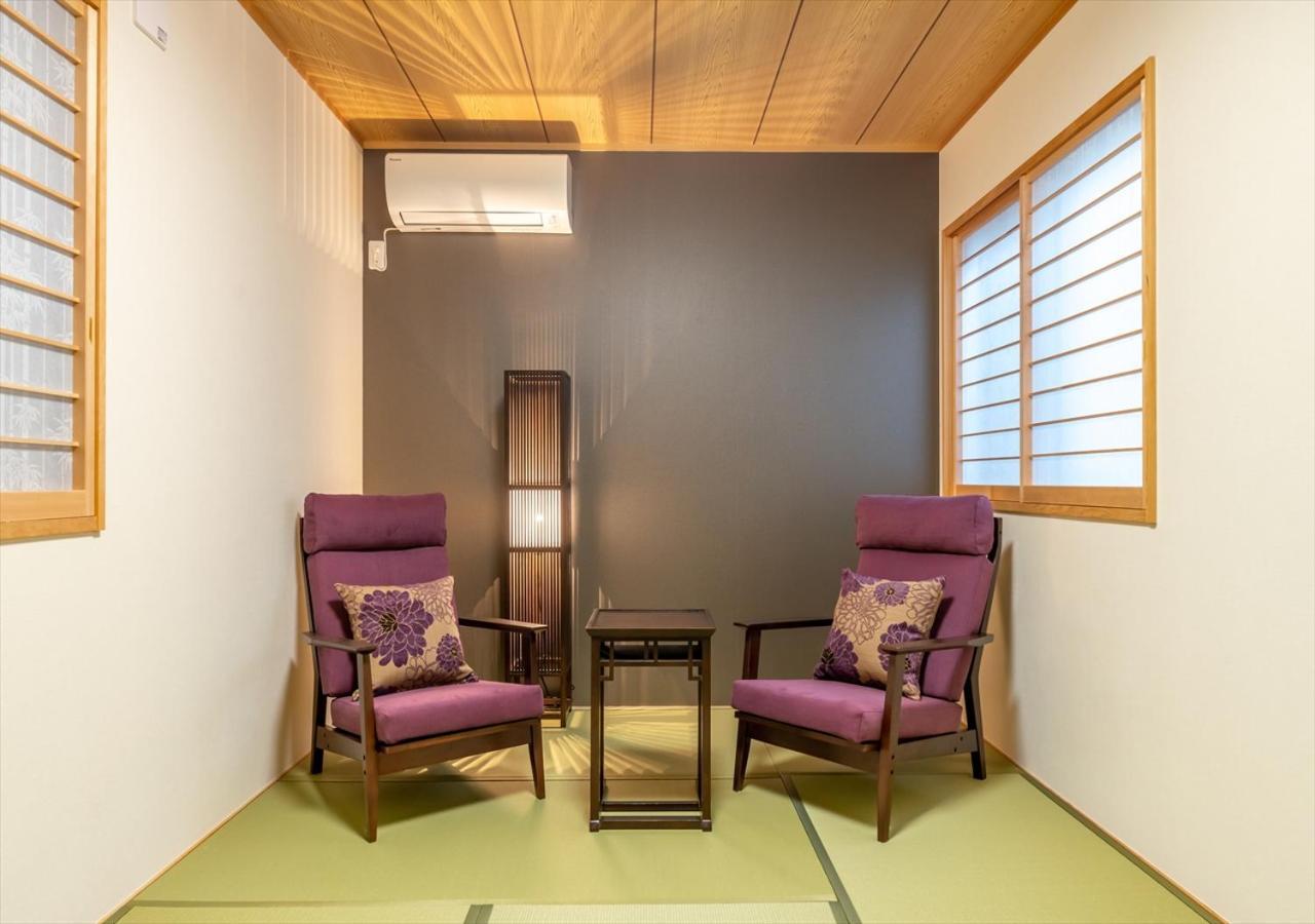 Yadoya Yanagitori East * Prefektura Tokio